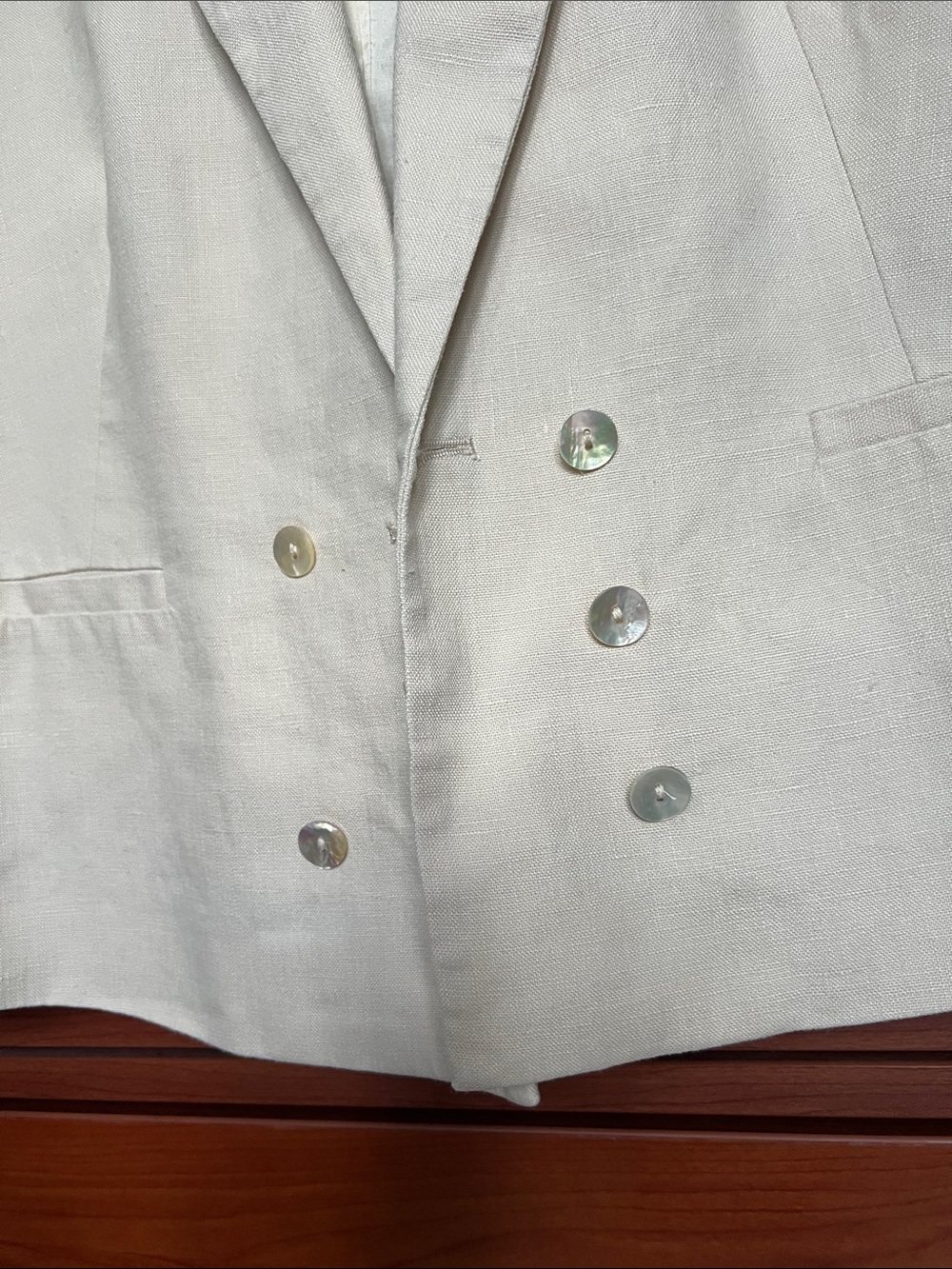 J. Peterman linen Vest - Picture 4 of 8